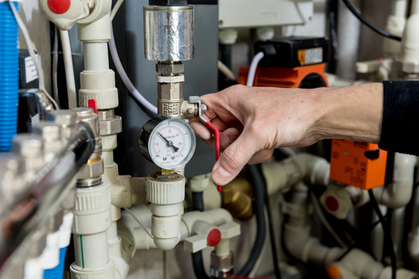 sfieet chauffagiste courbevoie gestion réseaux hydrauliques
